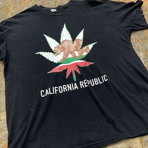 Vintage Y2K California Republic Bear Leaf Graphic Tee Black